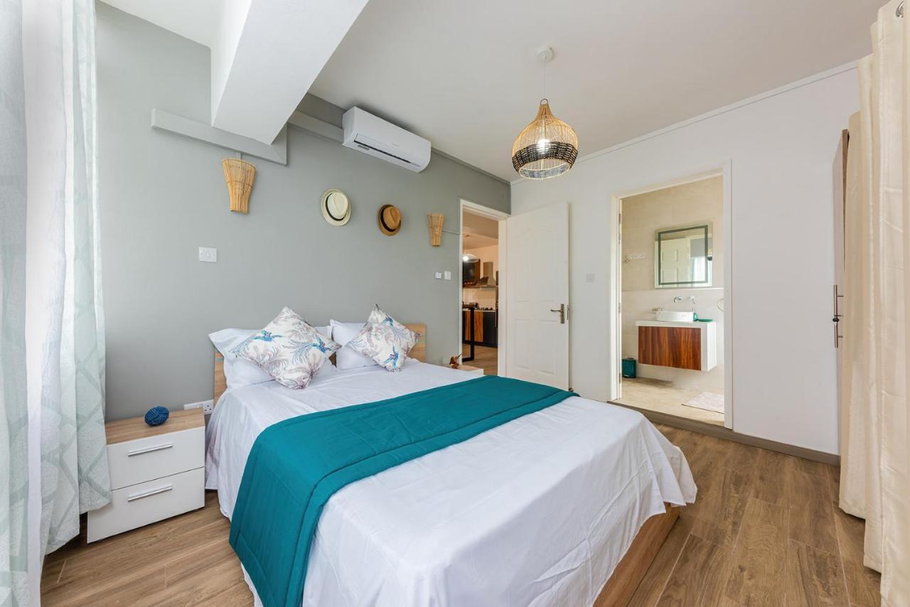 Flic-en-Flacq 373 Wolmar Cosy And Modern Apartment- 200 Metres From The Beach And Supermarkets And Just Next To Domaine De Wolmar With Views Of Deers And Green Natural Park מראה חיצוני תמונה