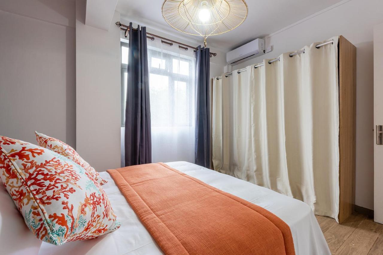 Flic-en-Flacq 373 Wolmar Cosy And Modern Apartment- 200 Metres From The Beach And Supermarkets And Just Next To Domaine De Wolmar With Views Of Deers And Green Natural Park מראה חיצוני תמונה