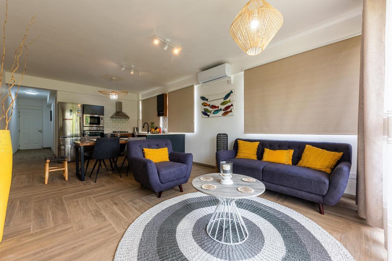 Flic-en-Flacq 373 Wolmar Cosy And Modern Apartment- 200 Metres From The Beach And Supermarkets And Just Next To Domaine De Wolmar With Views Of Deers And Green Natural Park מראה חיצוני תמונה