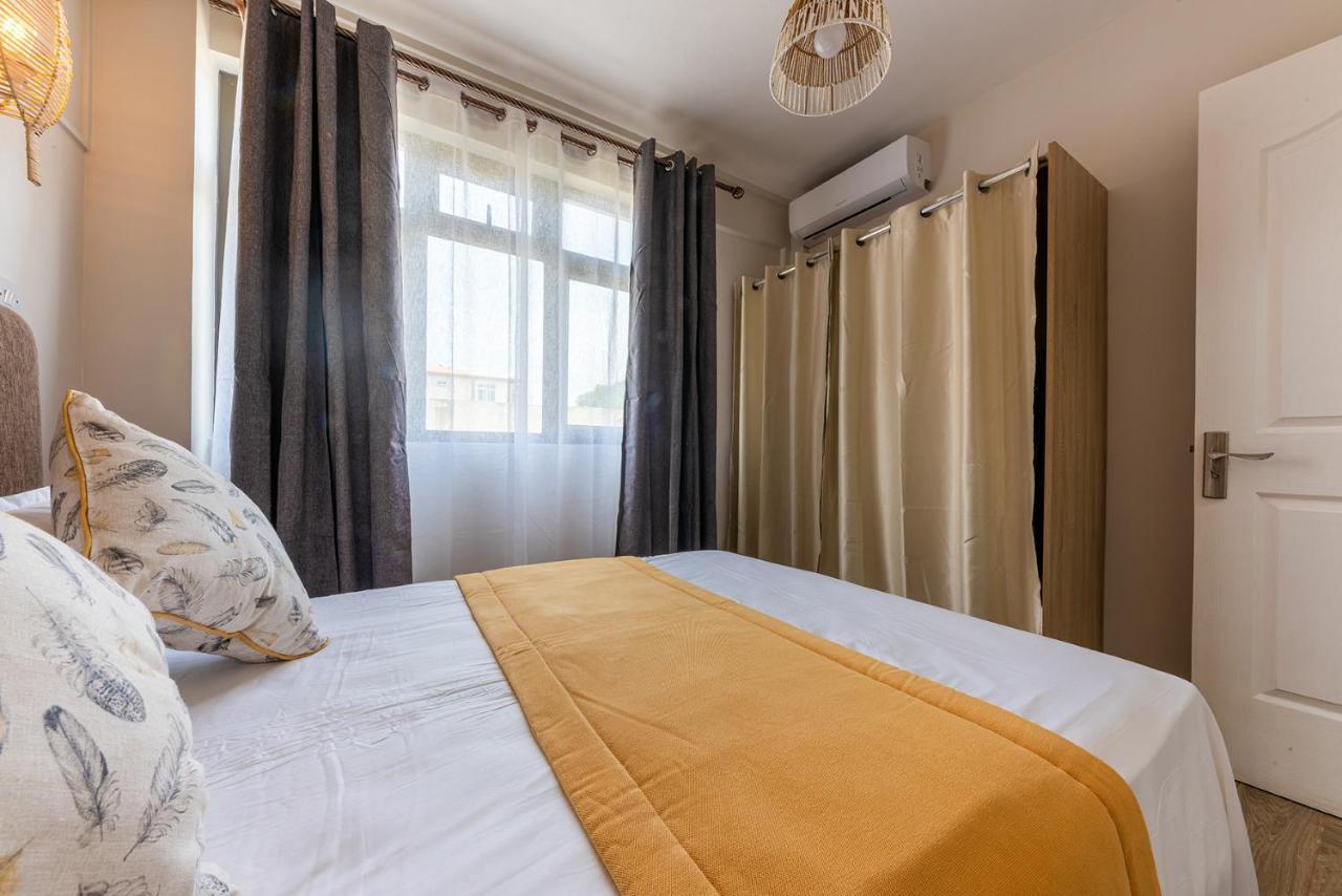 Flic-en-Flacq 373 Wolmar Cosy And Modern Apartment- 200 Metres From The Beach And Supermarkets And Just Next To Domaine De Wolmar With Views Of Deers And Green Natural Park מראה חיצוני תמונה